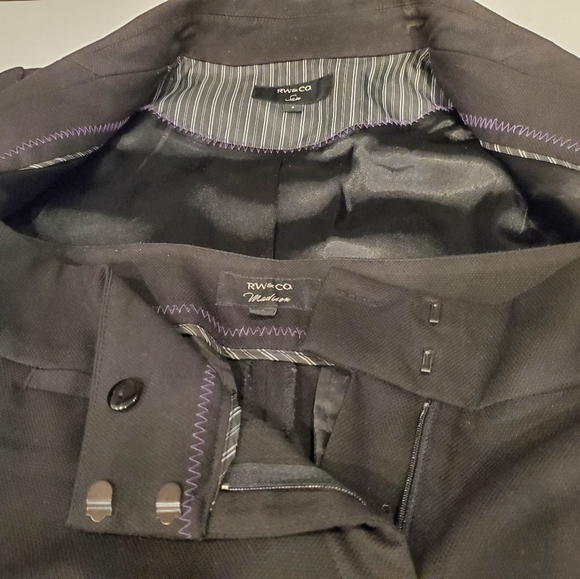 Ladies RW & Co pant suit - Picture 3 of 5